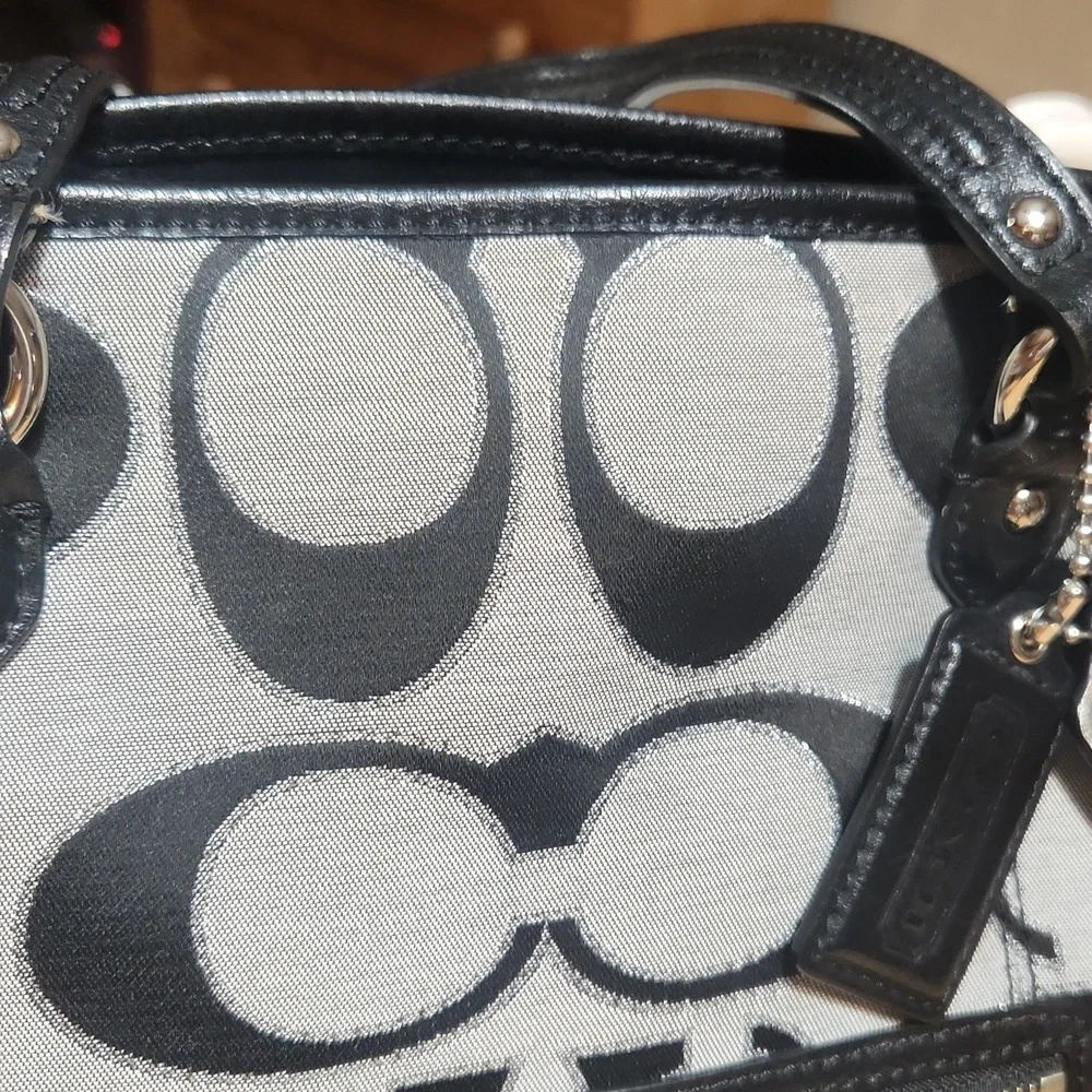 Coach Bag - Picture 5 of 15